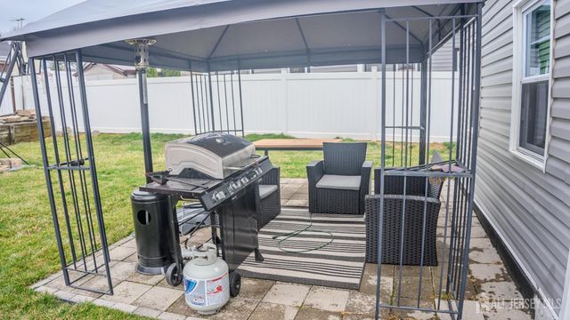 636 Lee Street, Perth Amboy, NJ 08861