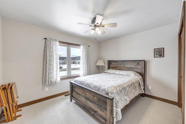 444 SUNNY VISTA COURT, Seymour, WI 54165