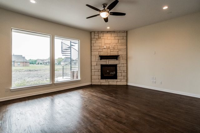 4220 Waterstone Estates Drive, Mckinney, TX 75071