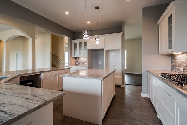 4220 Waterstone Estates Drive, Mckinney, TX 75071