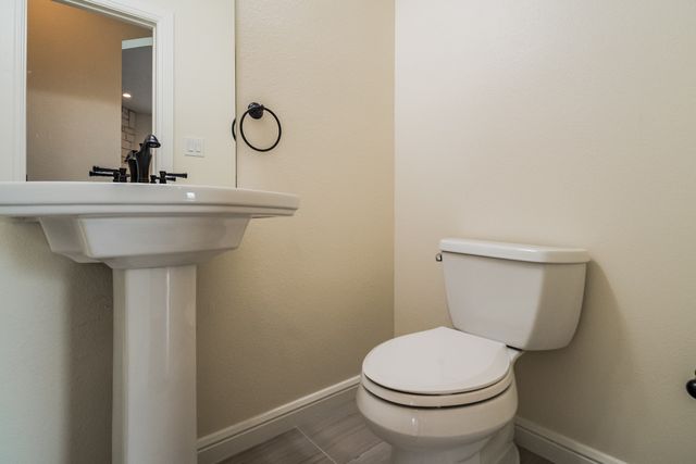 4220 Waterstone Estates Drive, Mckinney, TX 75071