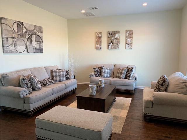 4220 Waterstone Estates Drive, Mckinney, TX 75071