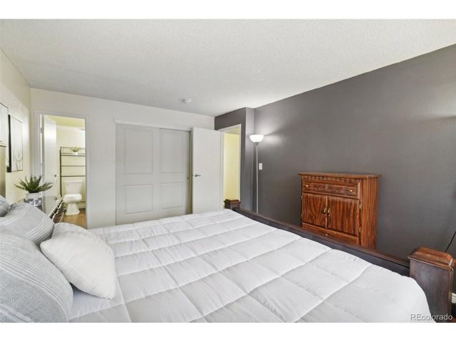 10211 Ura Ln 8-207, Thornton, CO 80260