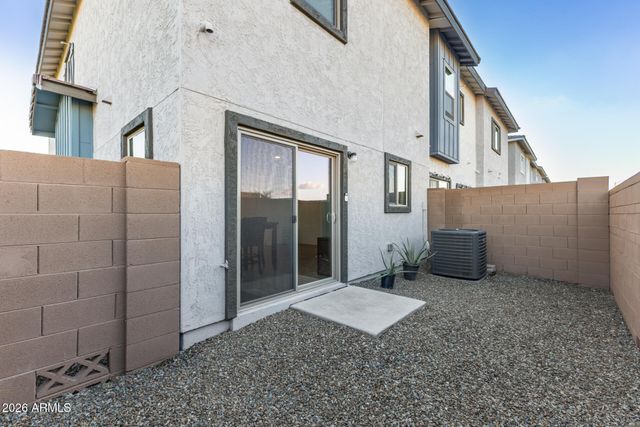 7512 W DARROW Street, Laveen, AZ 85339