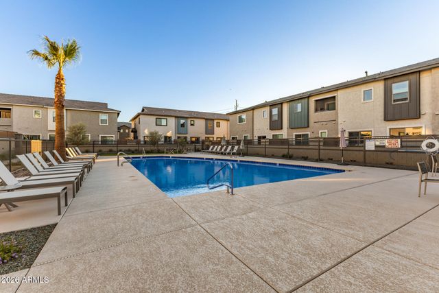 7512 W DARROW Street, Laveen, AZ 85339