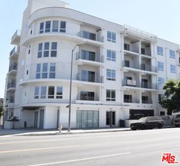 6755 Sylmar Avenue, Van Nuys, CA 91405