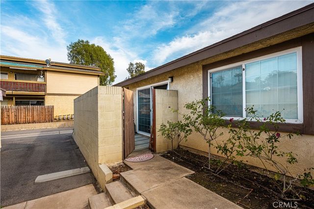 1403 E Sail Ave, Orange, CA 92865