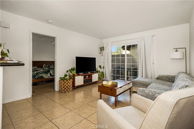 1403 E Sail Ave, Orange, CA 92865