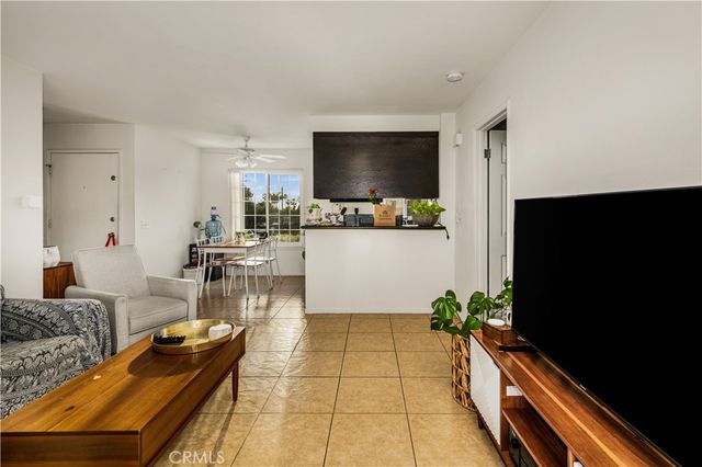1403 E Sail Ave, Orange, CA 92865