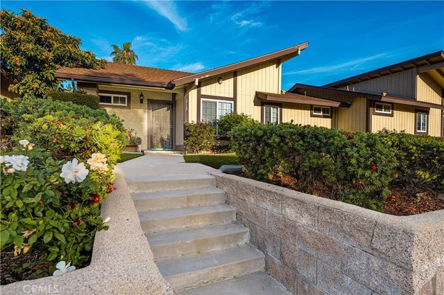1403 E Sail Ave, Orange, CA 92865