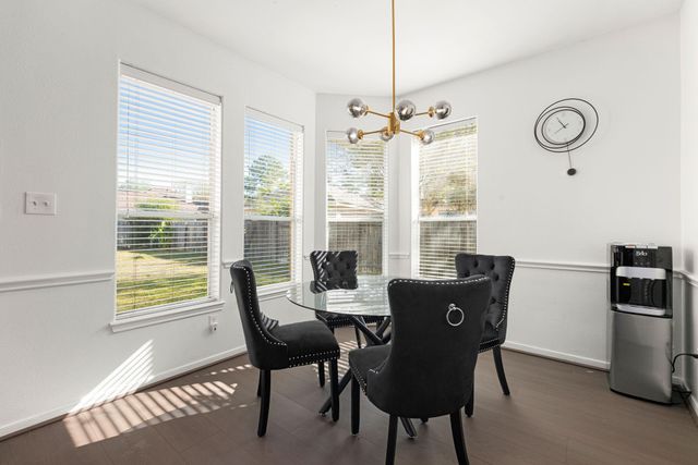 14910 Lake Woodbridge Court, Sugar Land, TX 77498