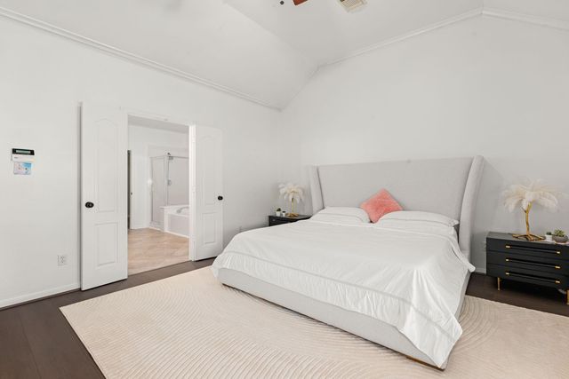 14910 Lake Woodbridge Court, Sugar Land, TX 77498