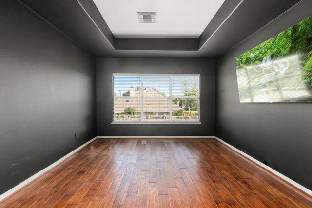 14910 Lake Woodbridge Court, Sugar Land, TX 77498