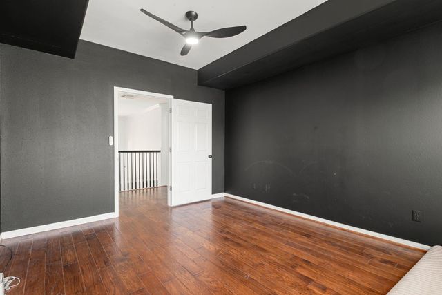 14910 Lake Woodbridge Court, Sugar Land, TX 77498