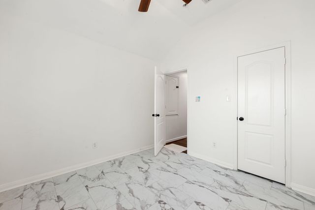 14910 Lake Woodbridge Court, Sugar Land, TX 77498