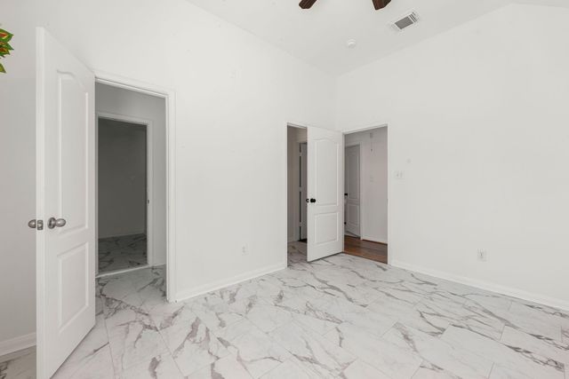 14910 Lake Woodbridge Court, Sugar Land, TX 77498