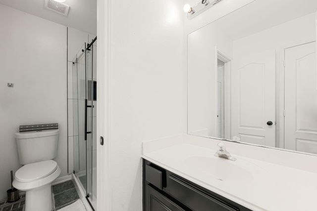 14910 Lake Woodbridge Court, Sugar Land, TX 77498