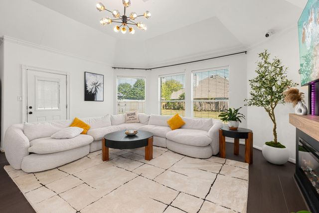 14910 Lake Woodbridge Court, Sugar Land, TX 77498