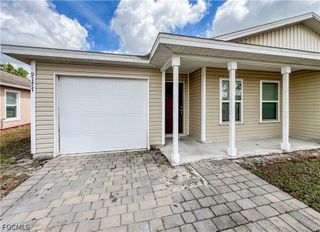 9177 Aegean CIR, Lehigh Acres, FL 33936