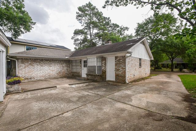 422 Skywood Drive, Houston, TX 77090