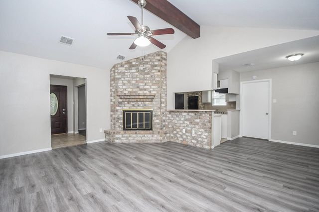 422 Skywood Drive, Houston, TX 77090