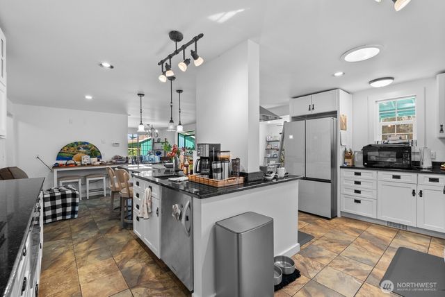 751 Hazzle Court, Coupeville, WA 98239