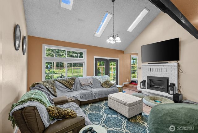 751 Hazzle Court, Coupeville, WA 98239