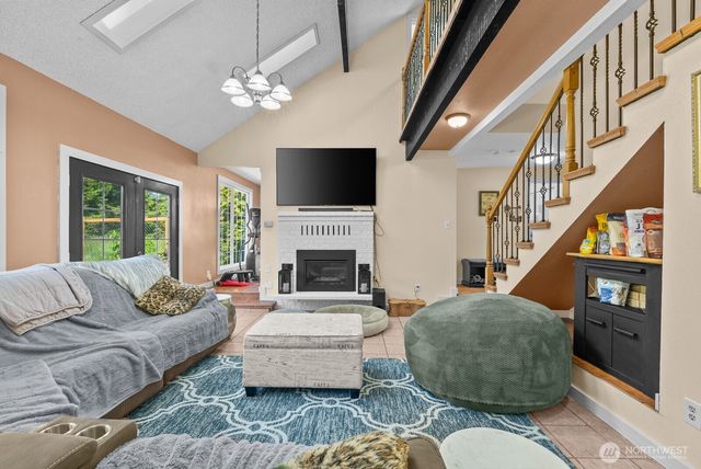 751 Hazzle Court, Coupeville, WA 98239