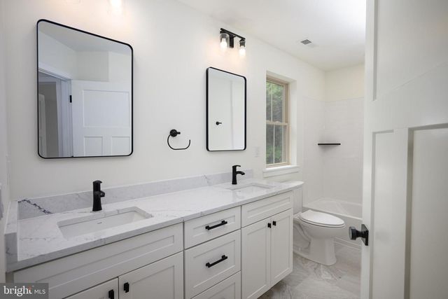 35 W COHAWKIN RD, Clarksboro, NJ 08020