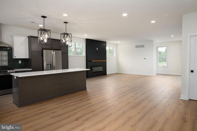 35 W COHAWKIN RD, Clarksboro, NJ 08020
