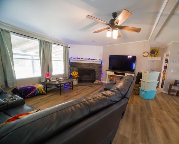 311 Dean Drive, Ten Mile, TN 37880