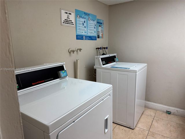7300 NW 17th Street 210, Plantation, FL 33313
