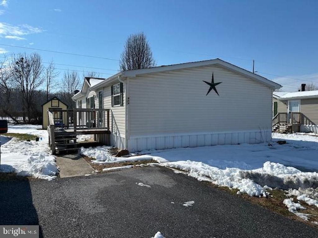 127 PINE CONE DR, Dover, DE 19901