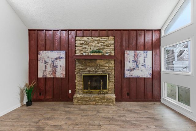 2711 Saint Edwards CIR, Austin, TX 78704