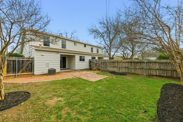 2711 Saint Edwards CIR, Austin, TX 78704