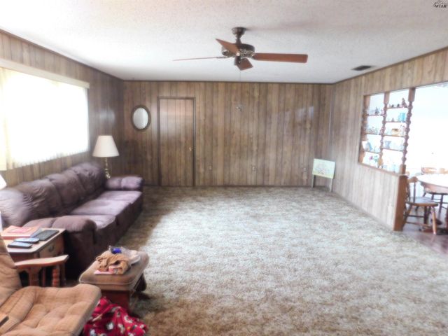 223 WALNUT DRIVE, Burkburnett, TX 76354