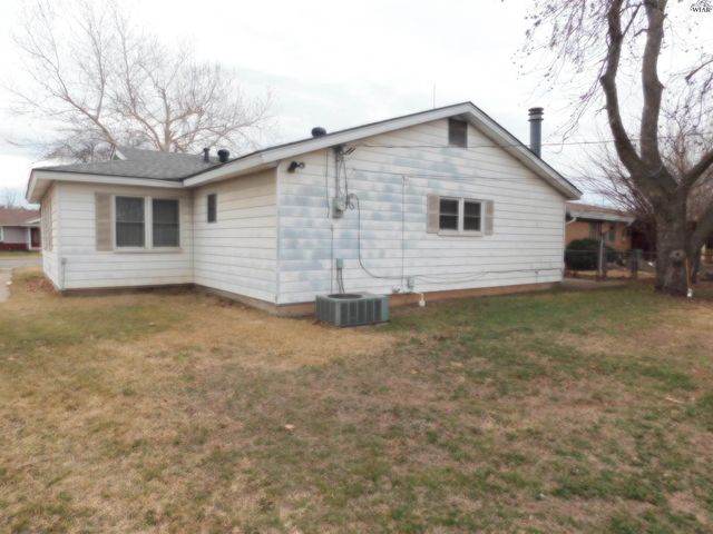 223 WALNUT DRIVE, Burkburnett, TX 76354