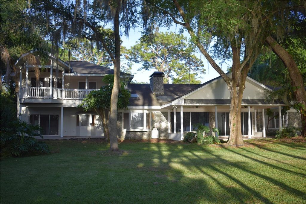 Image 2 of property listing at 16308 ROCK LAKE DRIVE, Odessa, FL 33556