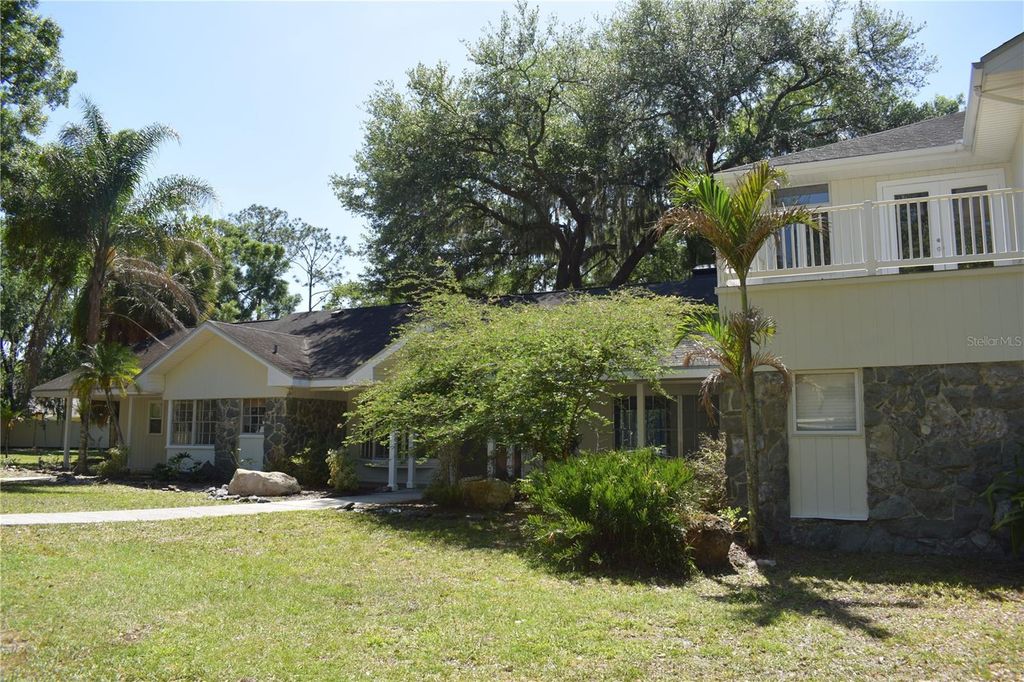 Image 3 of property listing at 16308 ROCK LAKE DRIVE, Odessa, FL 33556