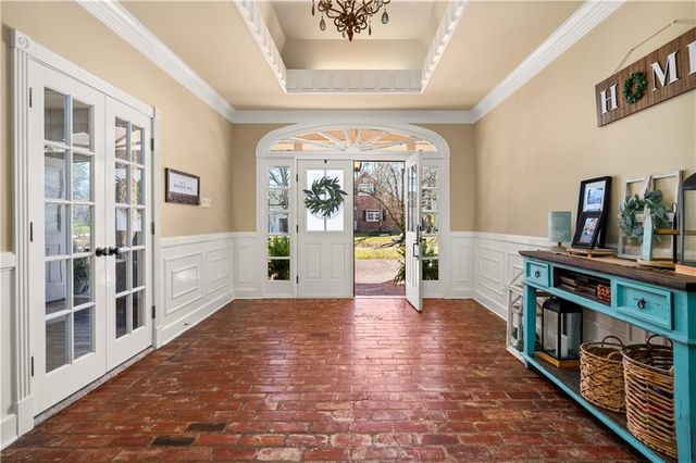 500 WYCLIFFE Way, Alexandria, LA 71303