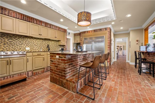 500 WYCLIFFE Way, Alexandria, LA 71303