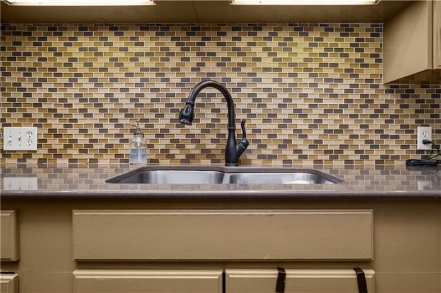 500 WYCLIFFE Way, Alexandria, LA 71303