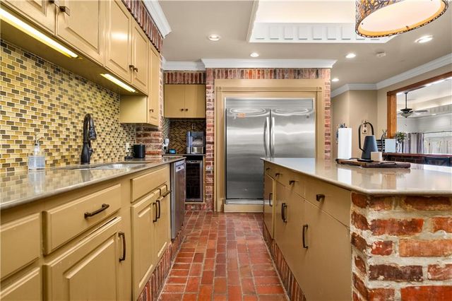 500 WYCLIFFE Way, Alexandria, LA 71303