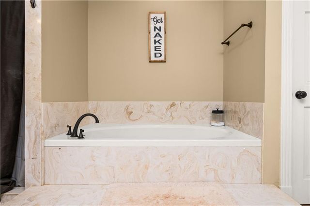 500 WYCLIFFE Way, Alexandria, LA 71303