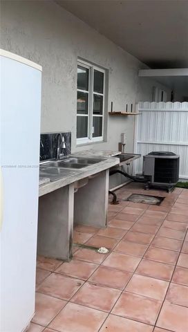 8380 NW 103rd Street 105G, Hialeah Gardens, FL 33016