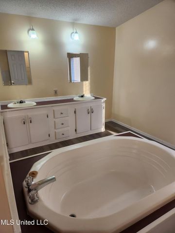 9267 Cuandet Road, 23, Gulfport, MS 39503