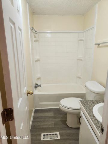 9267 Cuandet Road, 23, Gulfport, MS 39503