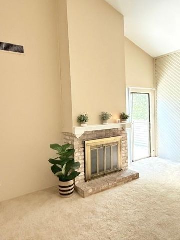 6401 Deihl 103, Houston, TX 77092