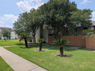 6401 Deihl 103, Houston, TX 77092