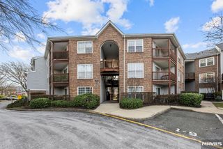 152 Lynette Drive, Fort Lee, NJ 07024